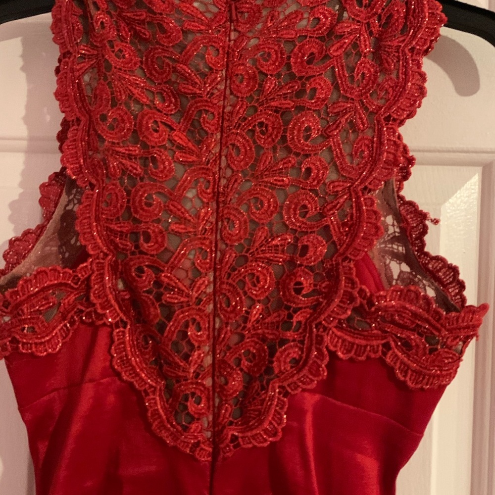 Dress - Picture 4 of 6